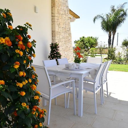 Bed and Breakfast Borgo Fiorito Relais Parabita Exterior foto